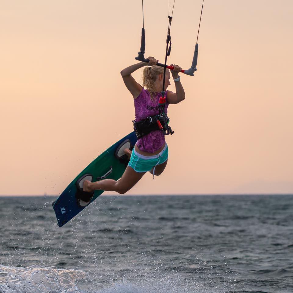 Foto von Indra Jaidhauser Kitejunkie Teamriderin