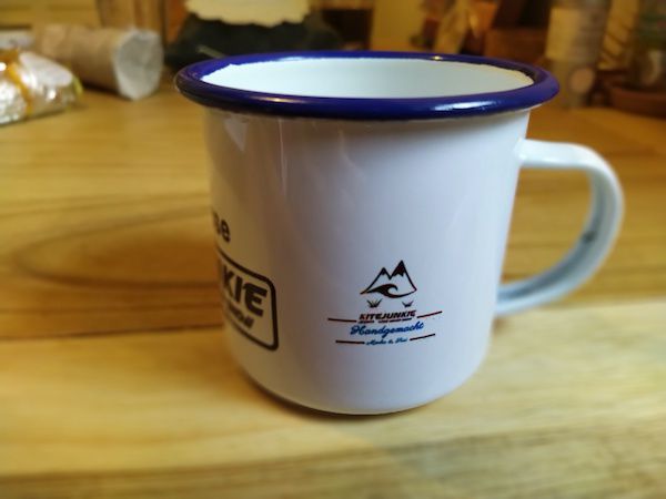 Emaille Tasse Kitejunkie