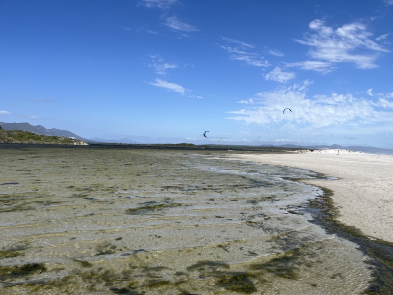 Bild: Kitesurfen in Hermanus